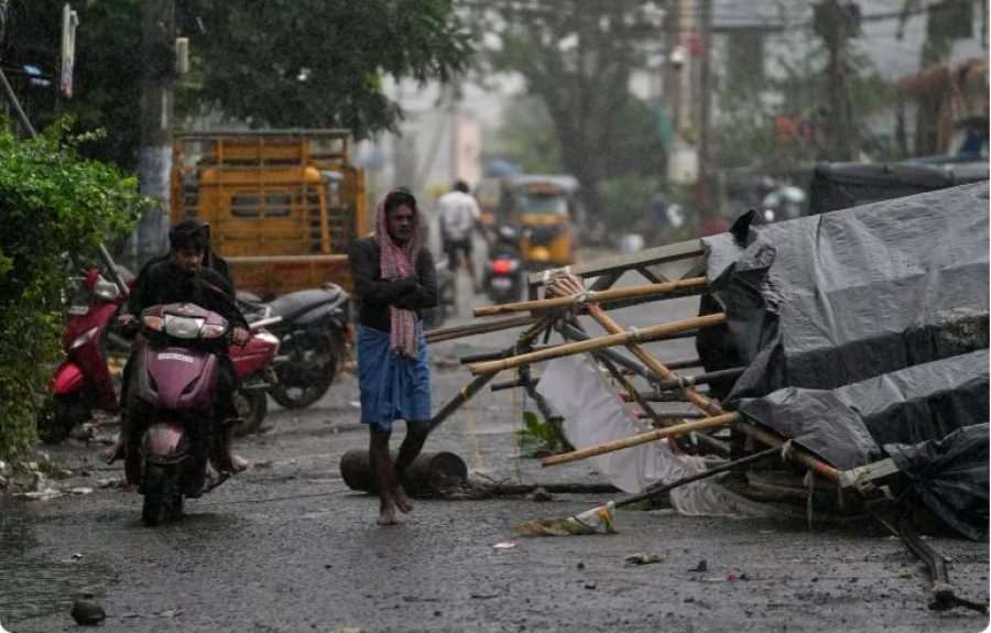 साइक्लोन अर्नब : आन्ध्र प्रदेशमा ७ जनाको मृत्यु, पूर्वी भारतमा भारी वर्षा